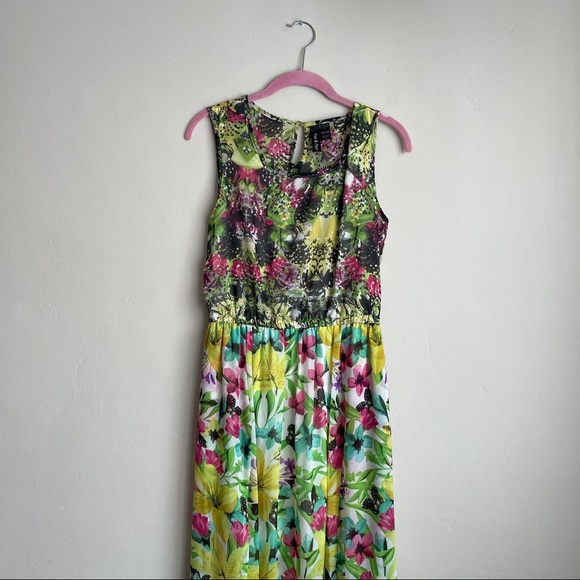 Fun & Flirt / Yellow Floral Maxi Dress - Picture 4 of 9
